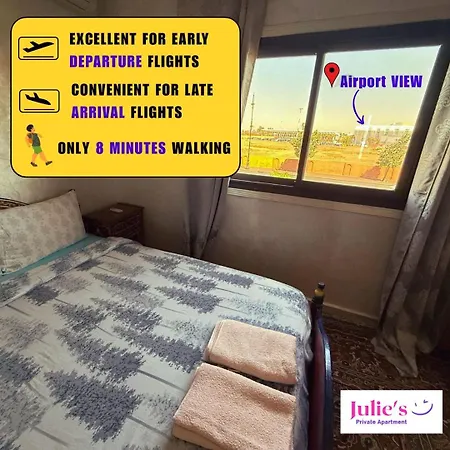 Julie Airport Authentic Apartment